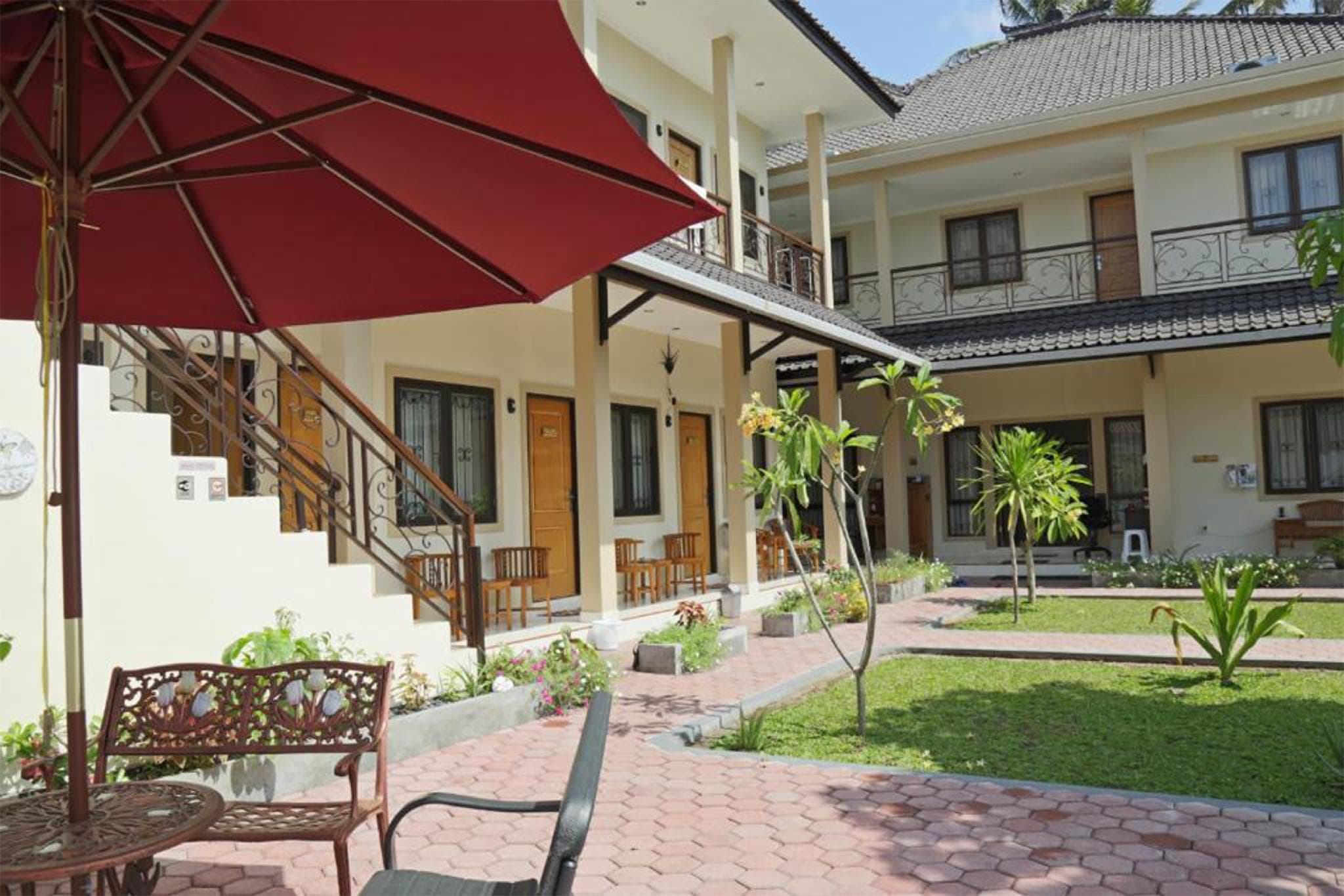 Whiterose Guesthouse photo 4