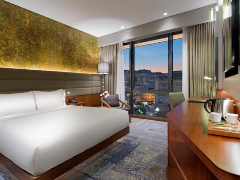 DoubleTree by Hilton Istanbul - Piyalepasa photo 2