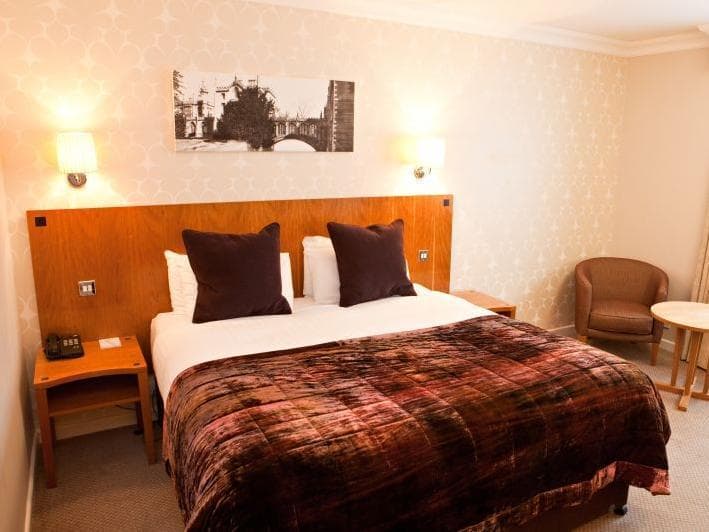 Cambridge Bar Hill Hotel, BW Signature Collection photo 2