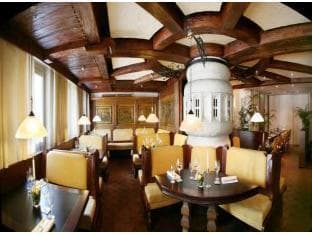 Hotel am Hirschgarten photo 3