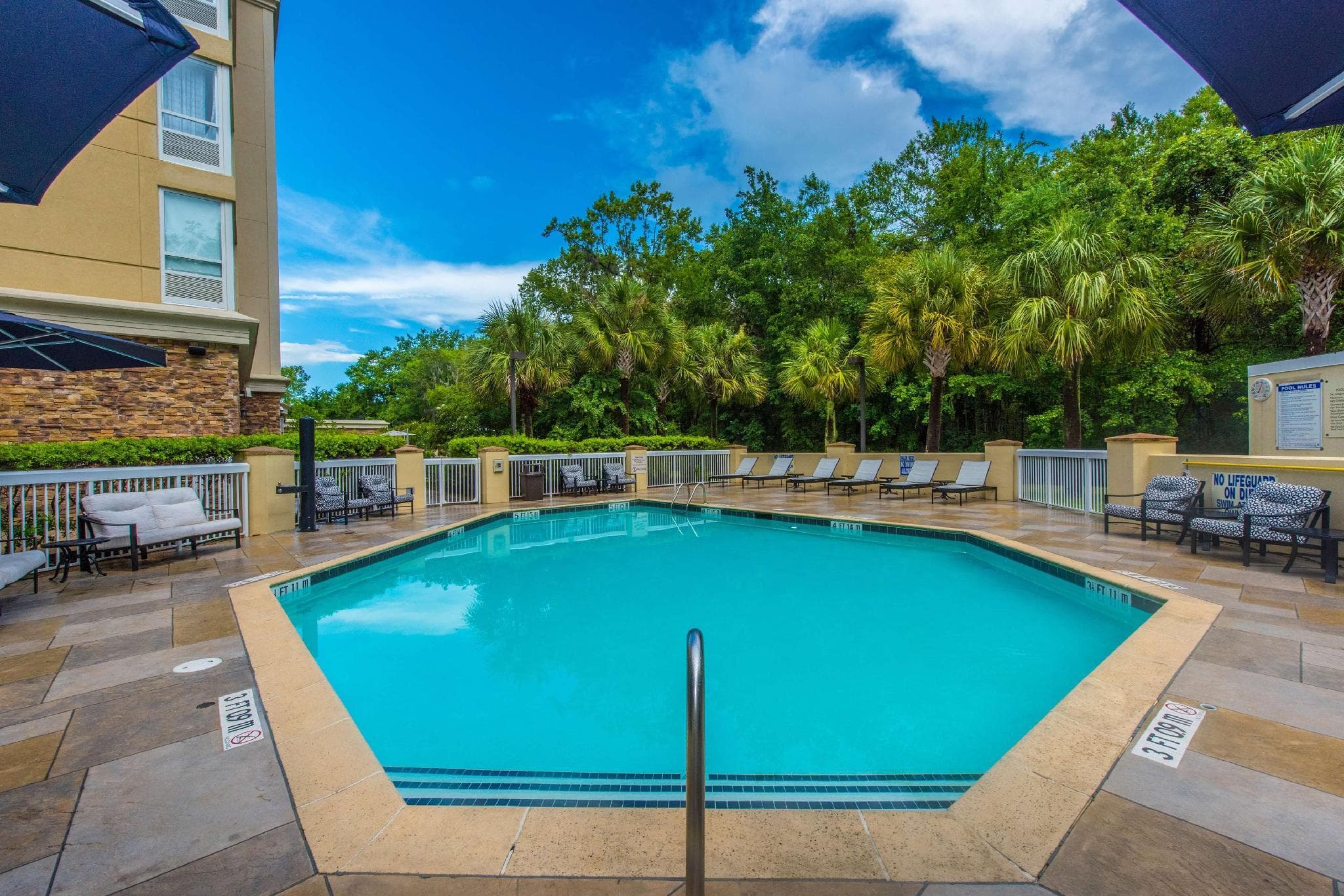 DoubleTree by Hilton North Charleston Convention Center photo 4