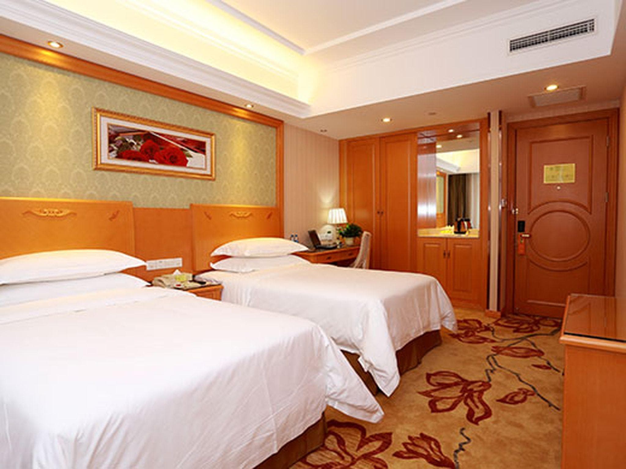 Vienna Hotel Ningbo Jiangbei Avenue Wanda Branch photo 4