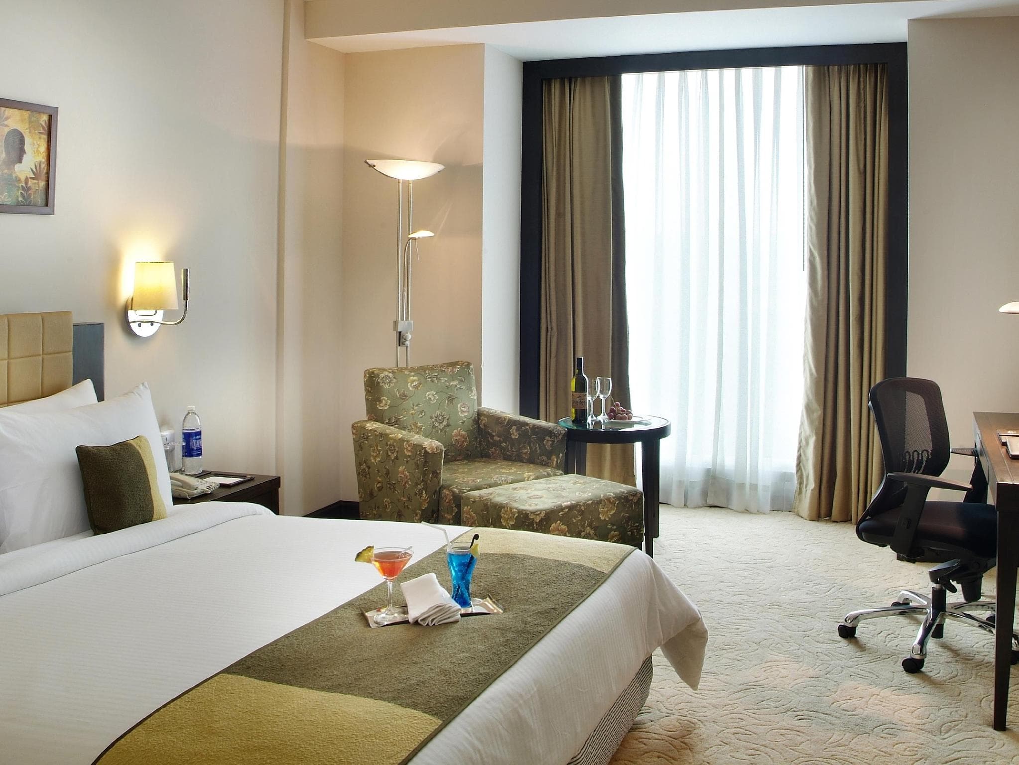Goldfinch Hotel Delhi NCR photo 2