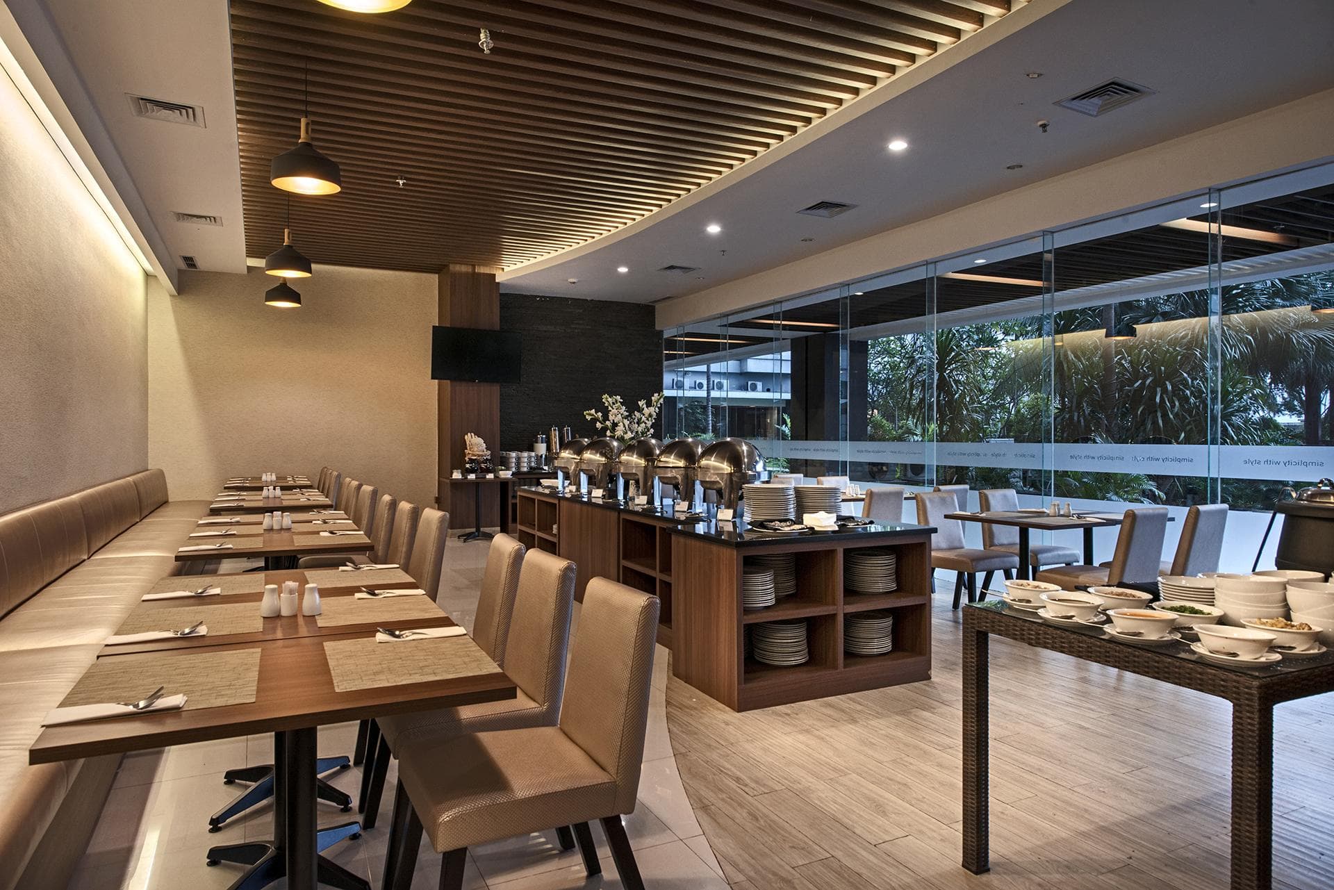 Grand Whiz Poins Simatupang Jakarta photo 5