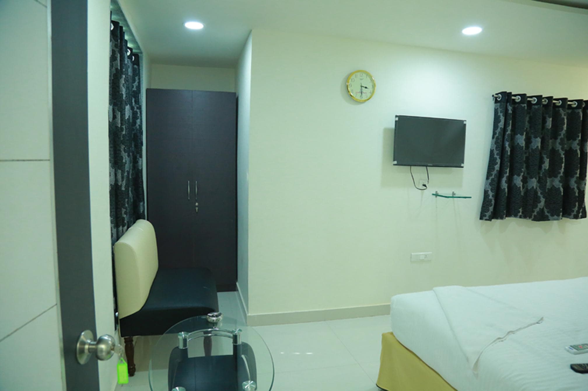 Hotel Swagath Grand Jillelaguda. photo 4