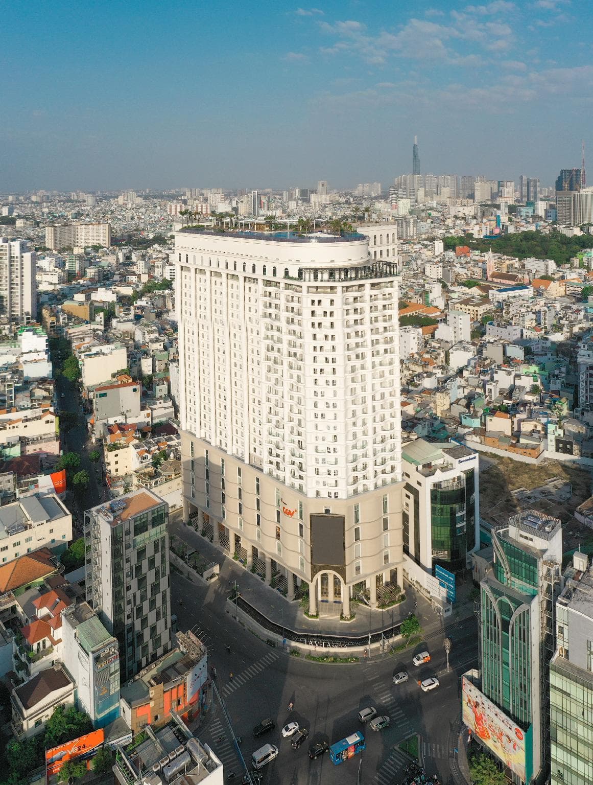 LA VELA SAIGON HOTEL photo 4