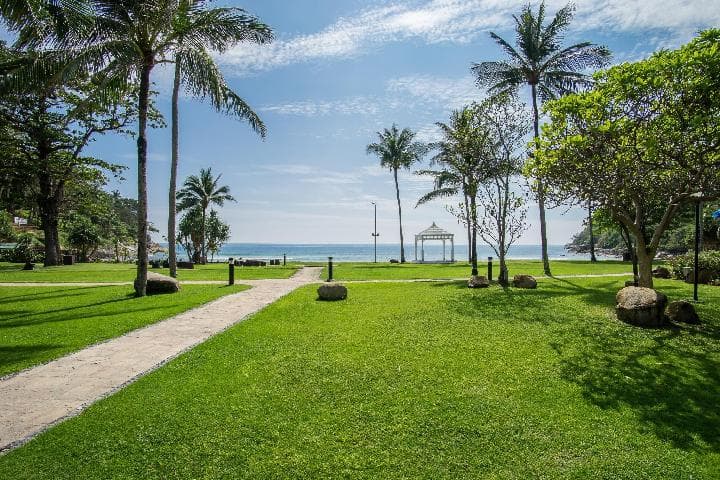 Phuket Marriott Resort & Spa, Merlin Beach photo 2