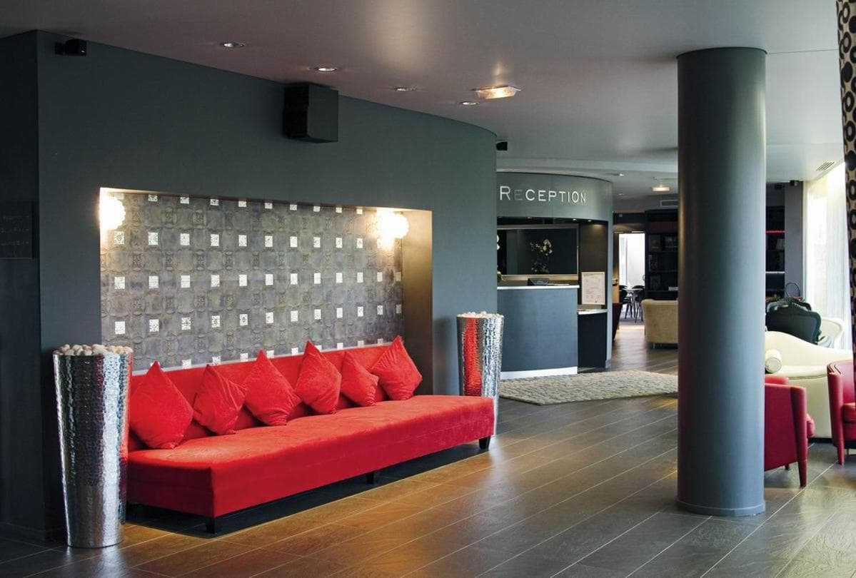 Standing Hotel Suites by Actisource photo 4