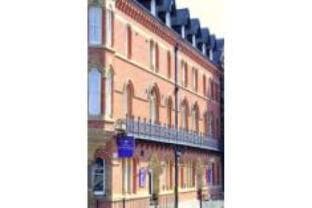The Duke of Edinburgh Hotel & Bar