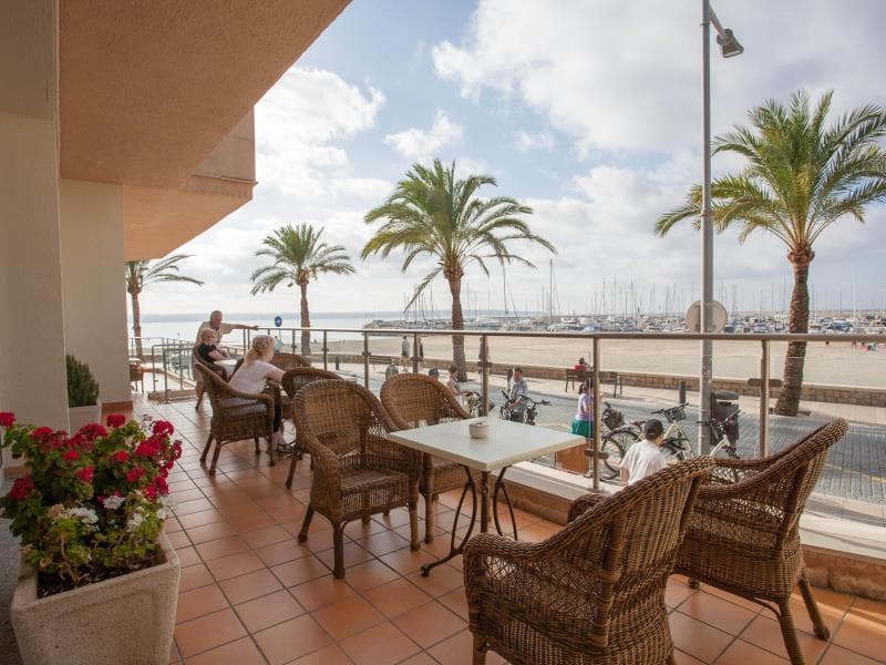 Hotel Las Arenas photo 2