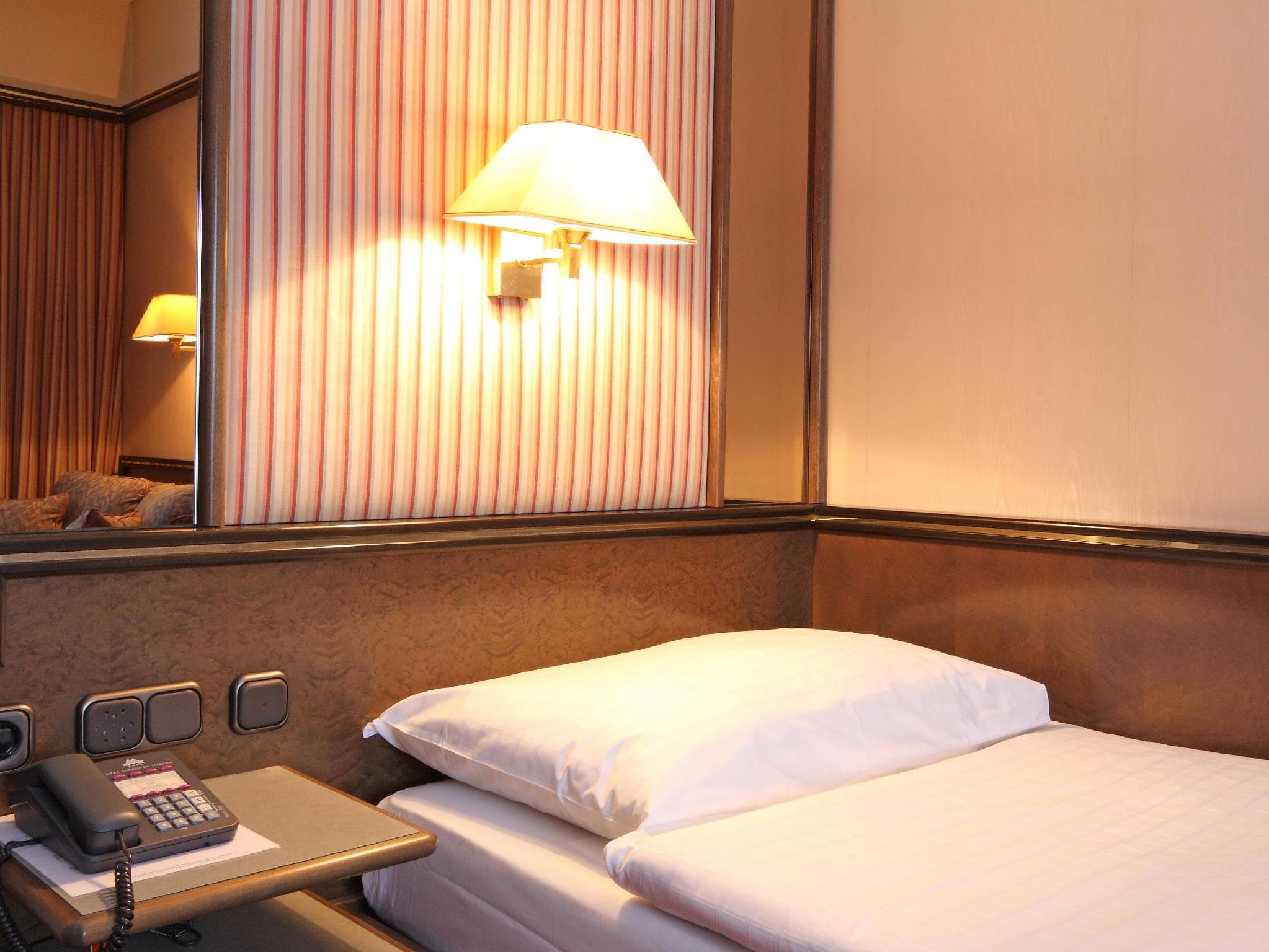 Hotel Monopol Luzern photo 4