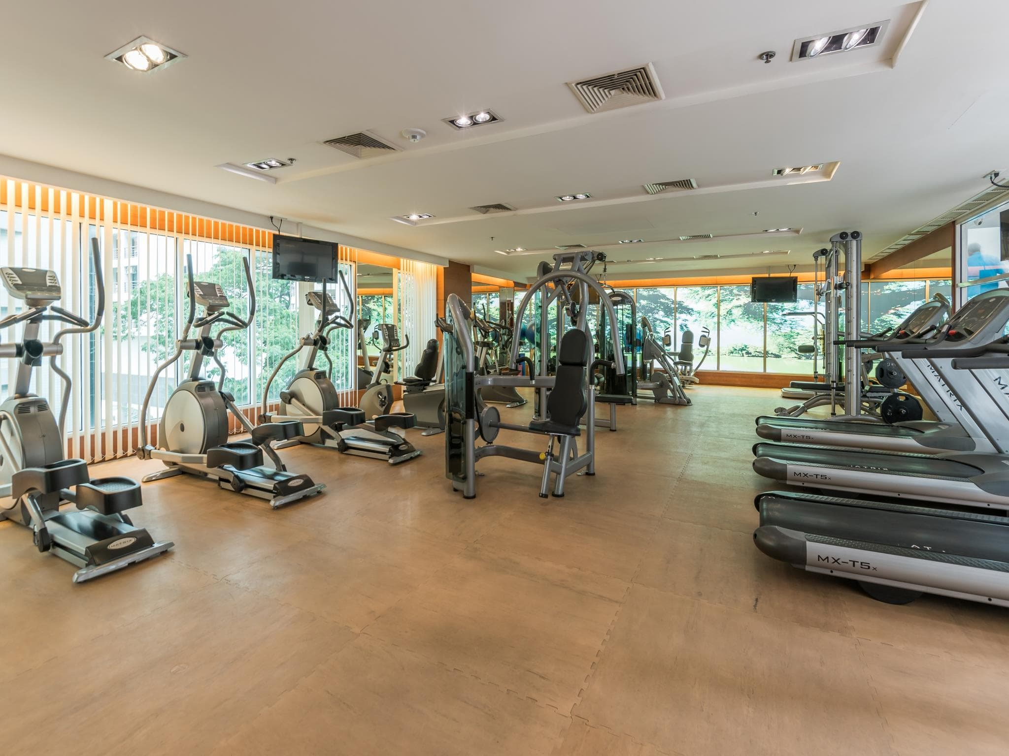Dusit Suites Hotel Ratchadamri photo 3