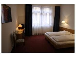 Hotel Restaurant Krokodil photo 2
