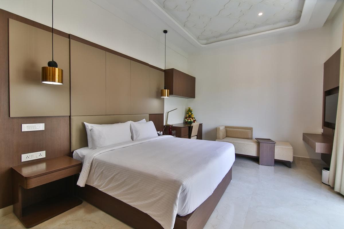Accord Chrome Airport Hotel photo 2