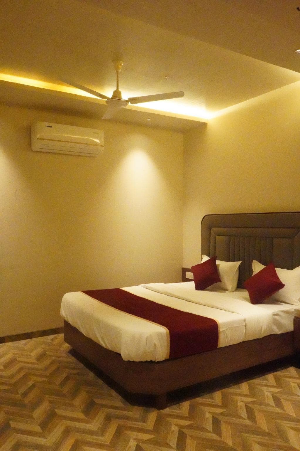 HOTEL REGENCY VASAI photo 2