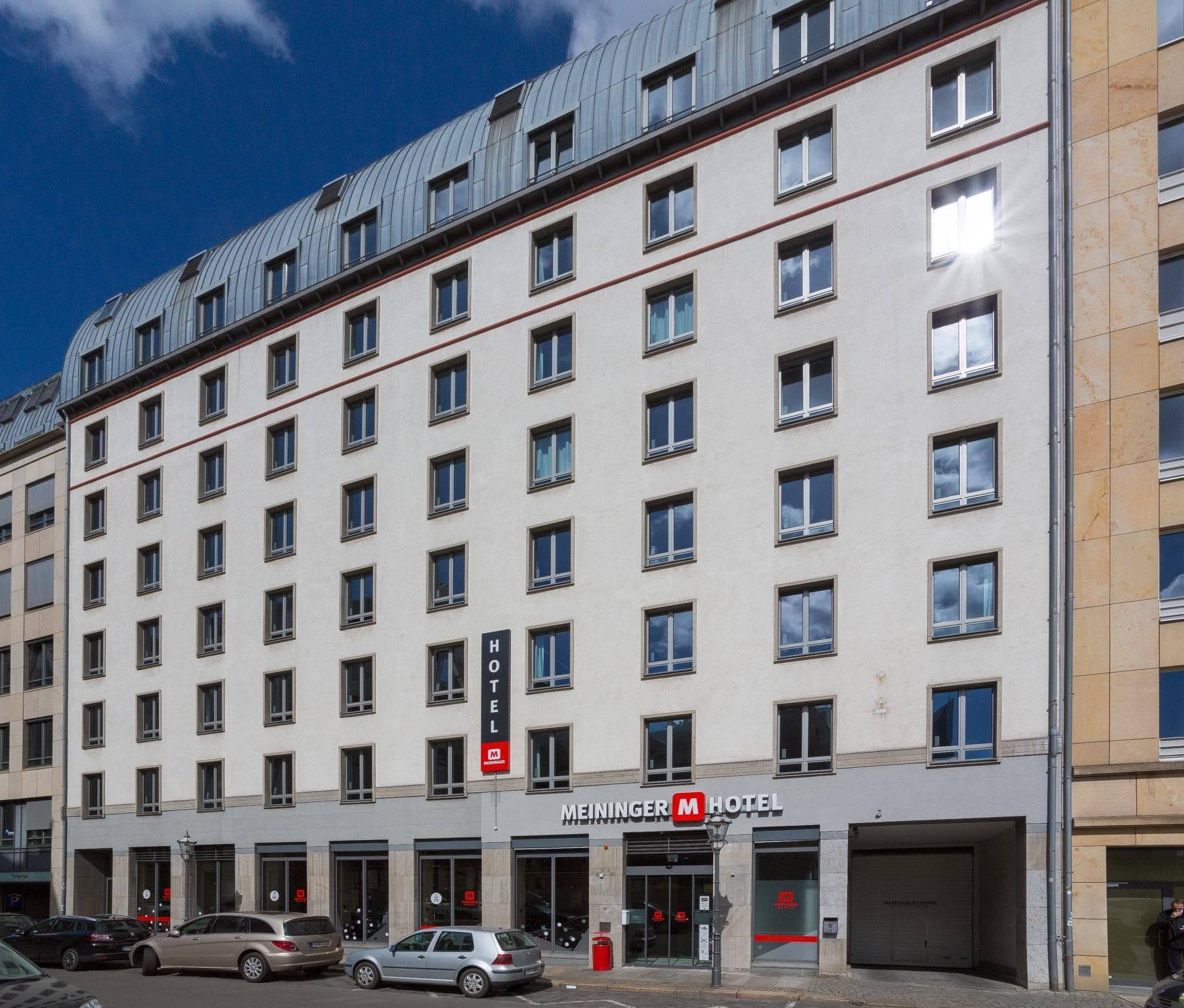 MEININGER Hotel Leipzig Central Station photo 2