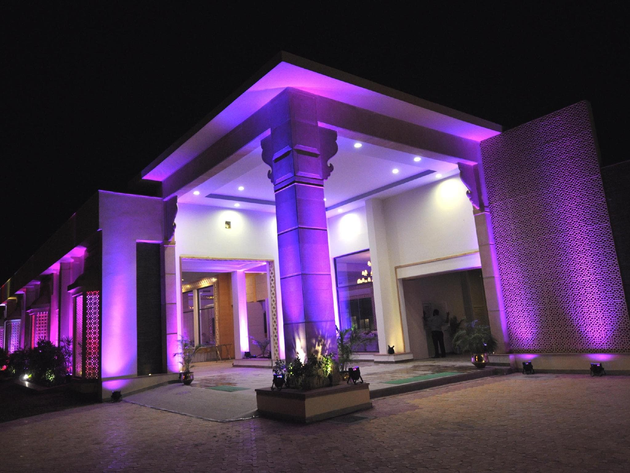 KK Royal Hotel & Convention Centre photo 4