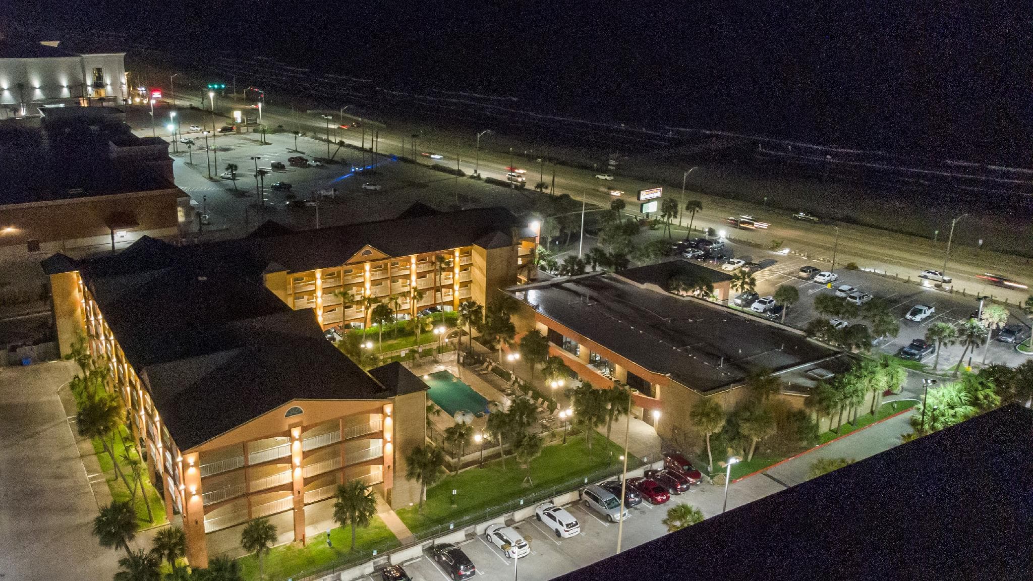 Beachfront Palms Resort Galveston, an Ascend Collection Hotel photo 4
