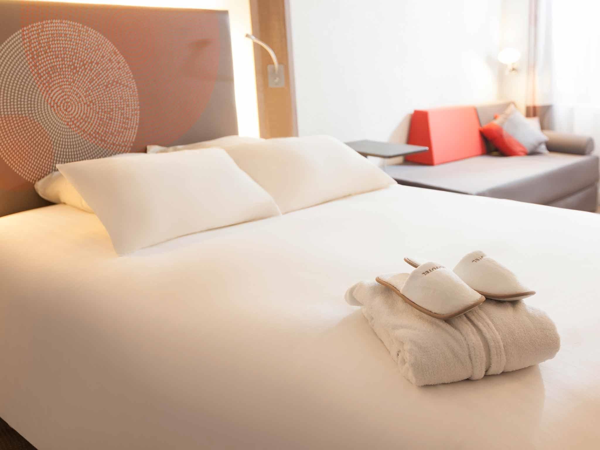 Novotel Basel City photo 2