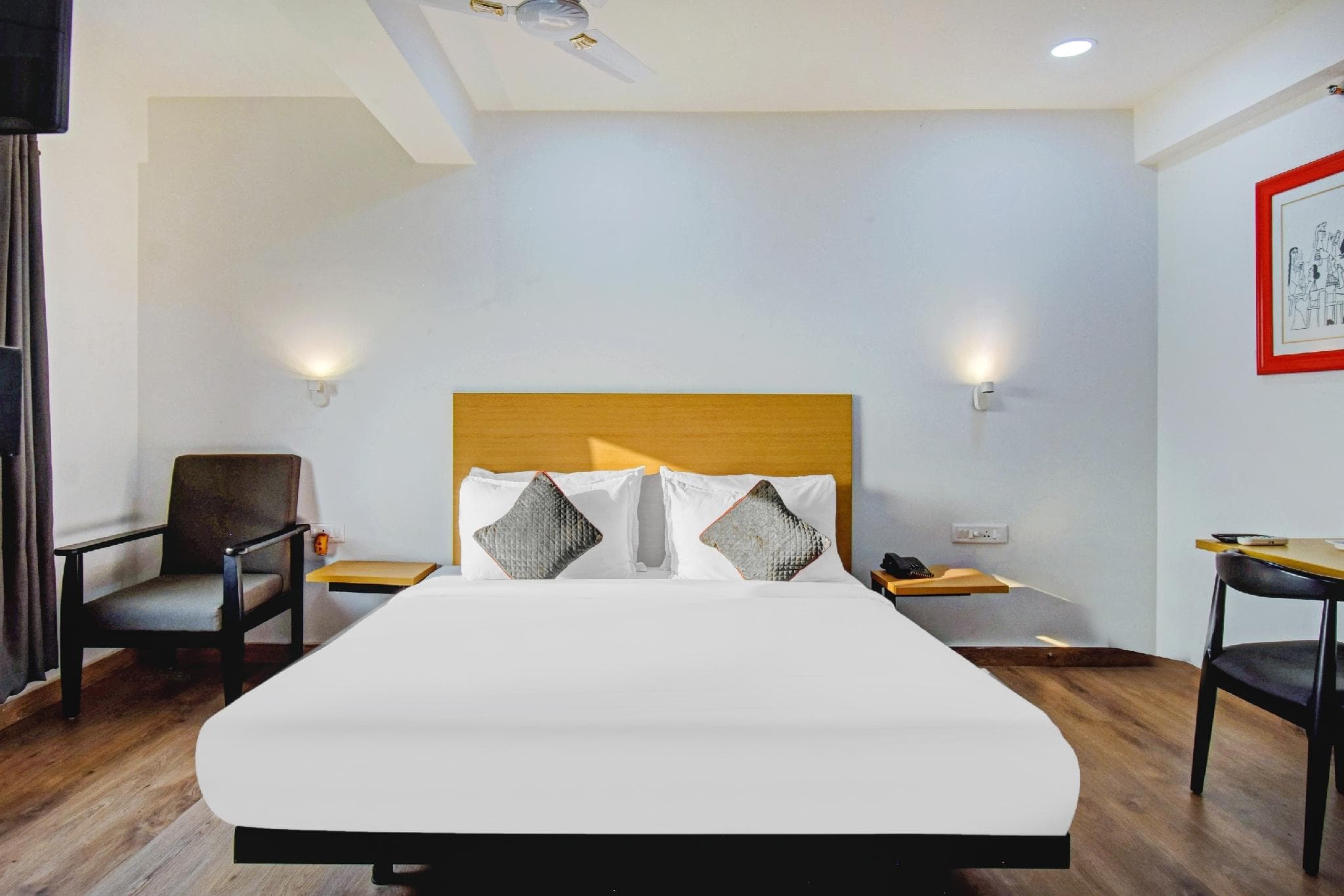 Super Townhouse The Royal Retreat photo 2
