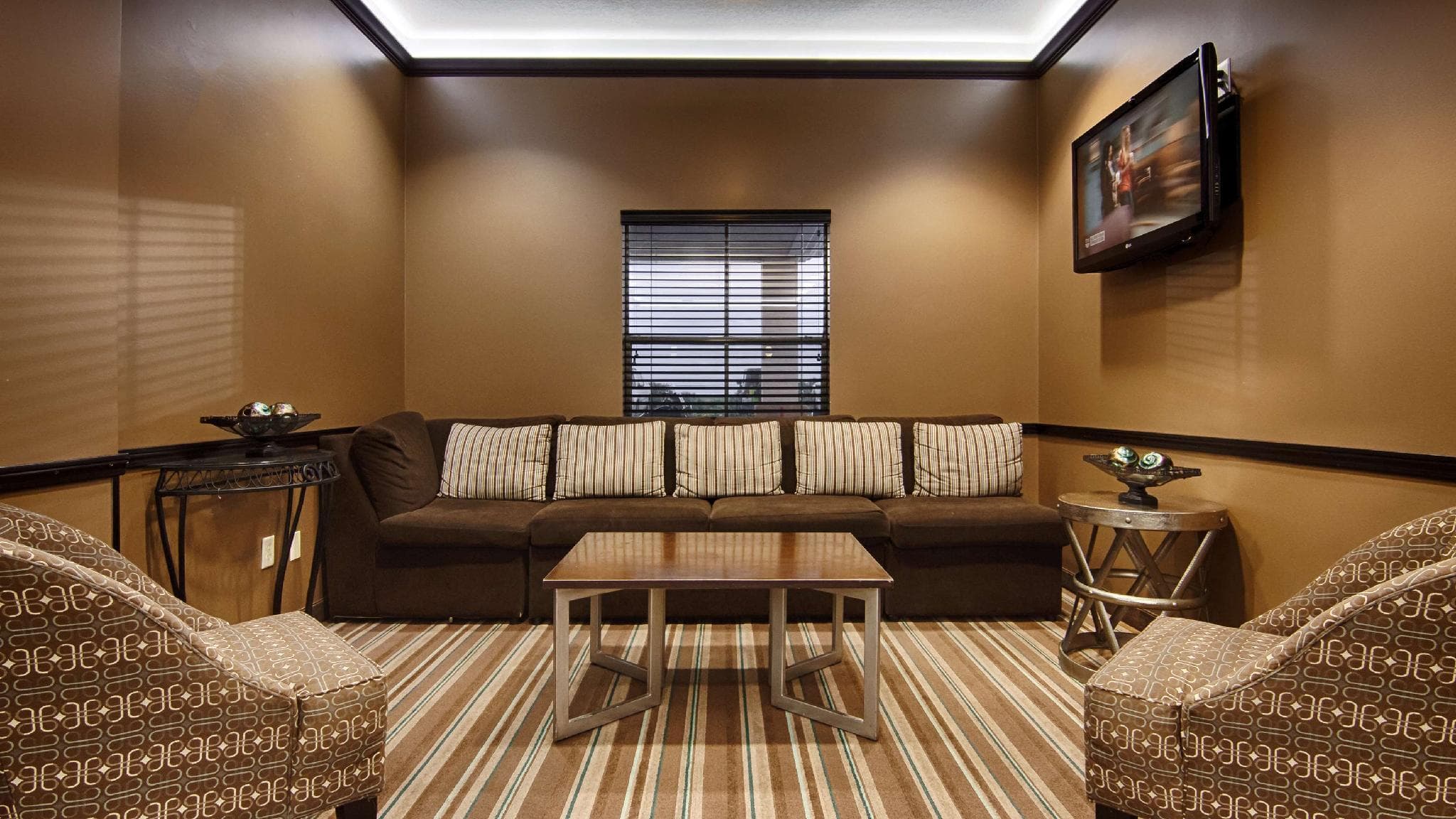 Best Western Plus Seawall Inn & Suites by the Beach photo 5
