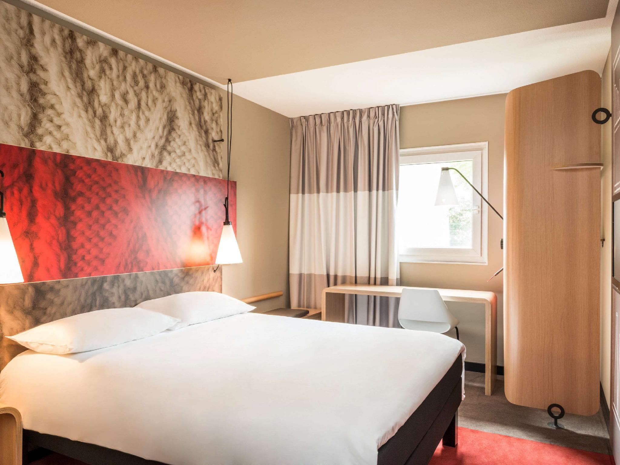Ibis London East Barking photo 2