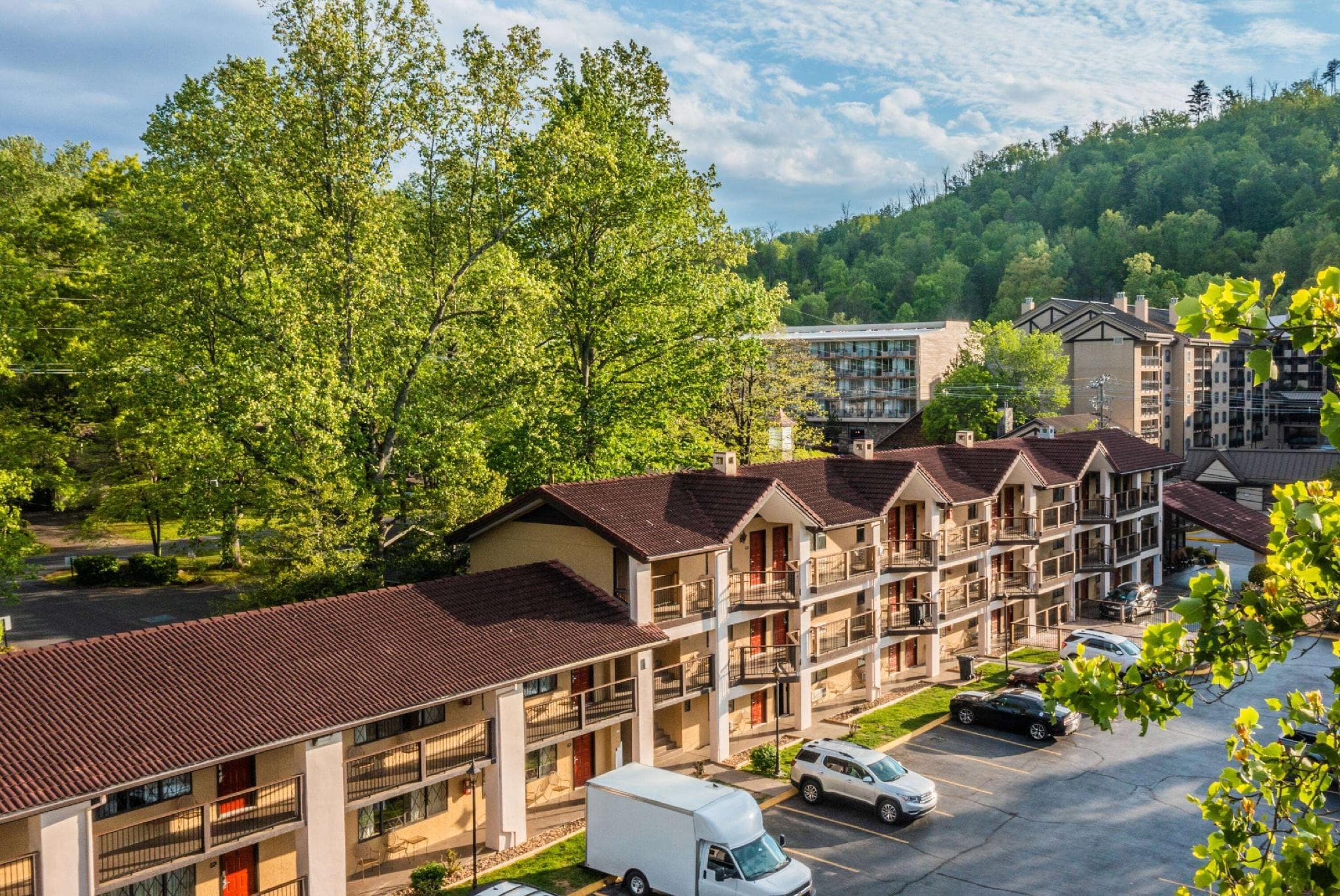Super 8 By Wyndham Downtown Gatlinburg At Convention Center photo 5