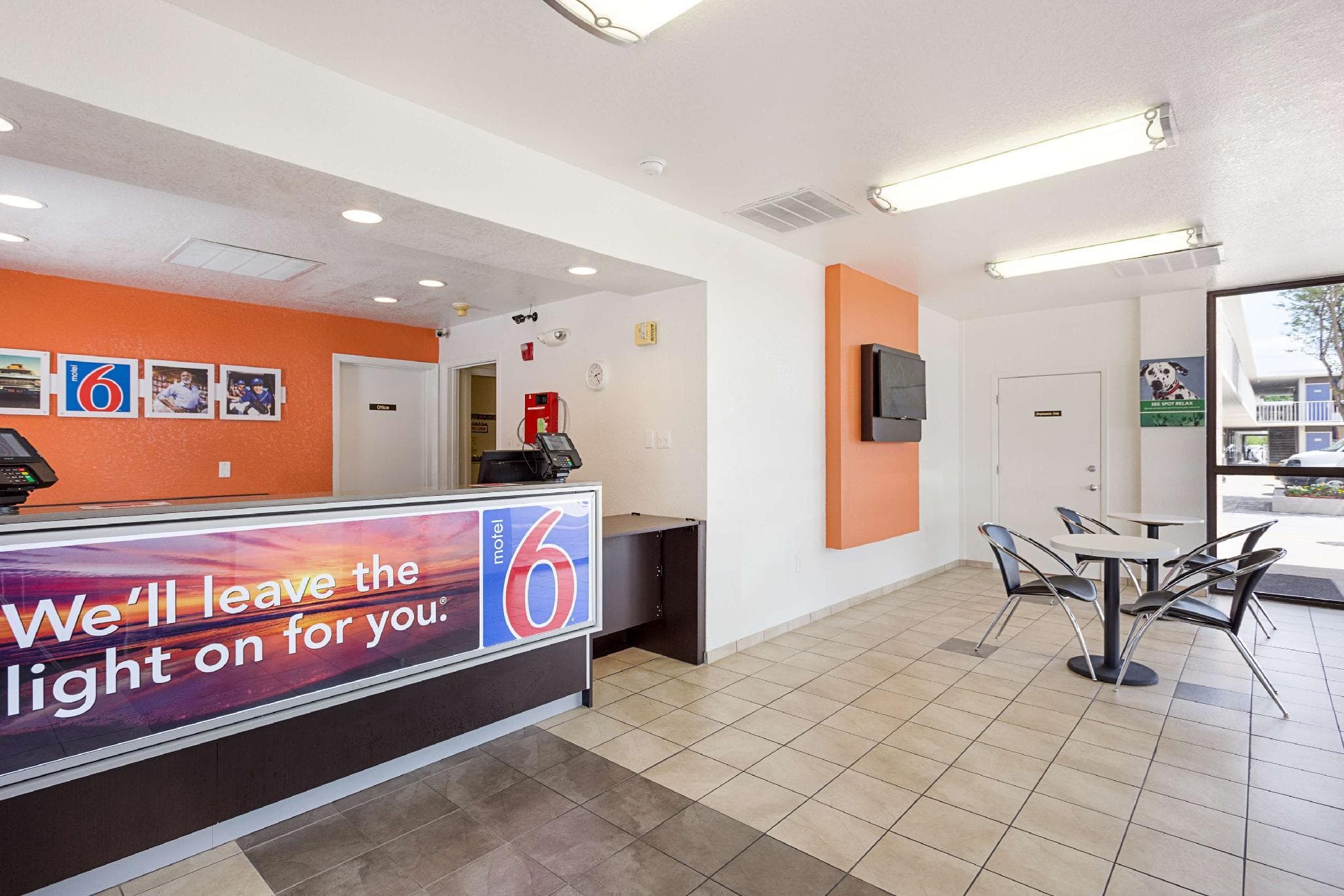 Motel 6 Baton Rouge, LA - Southeast photo 4