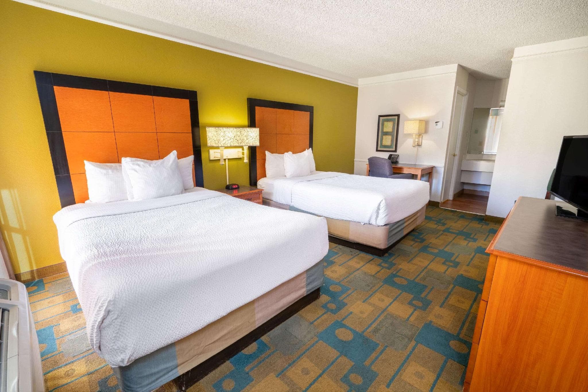 Travelodge by Wyndham Phoenix North photo 2