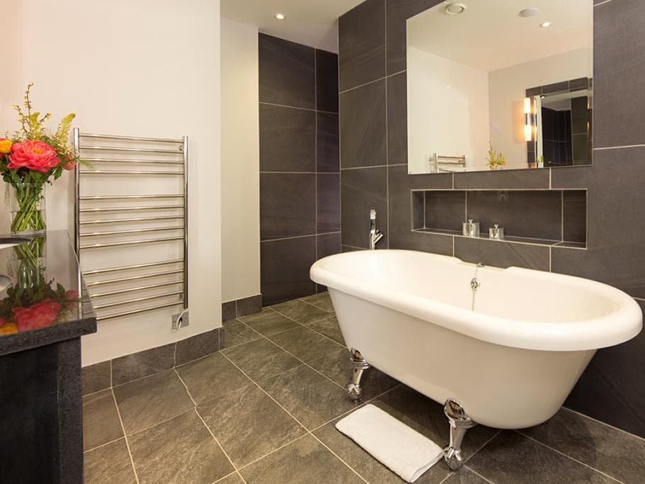 The Belsfield Hotel photo 2