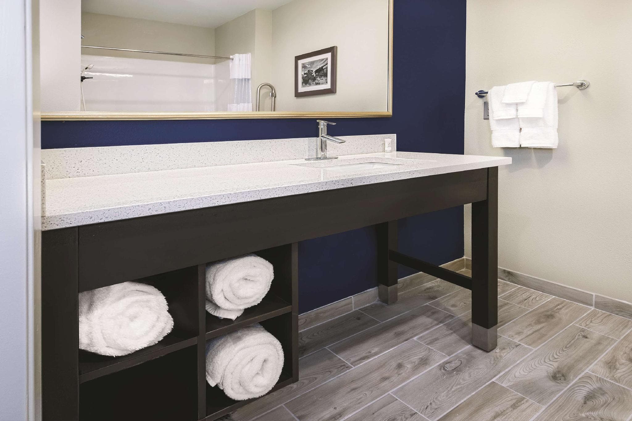 La Quinta Inn & Suites by Wyndham Odessa N. - Sienna Tower photo 2