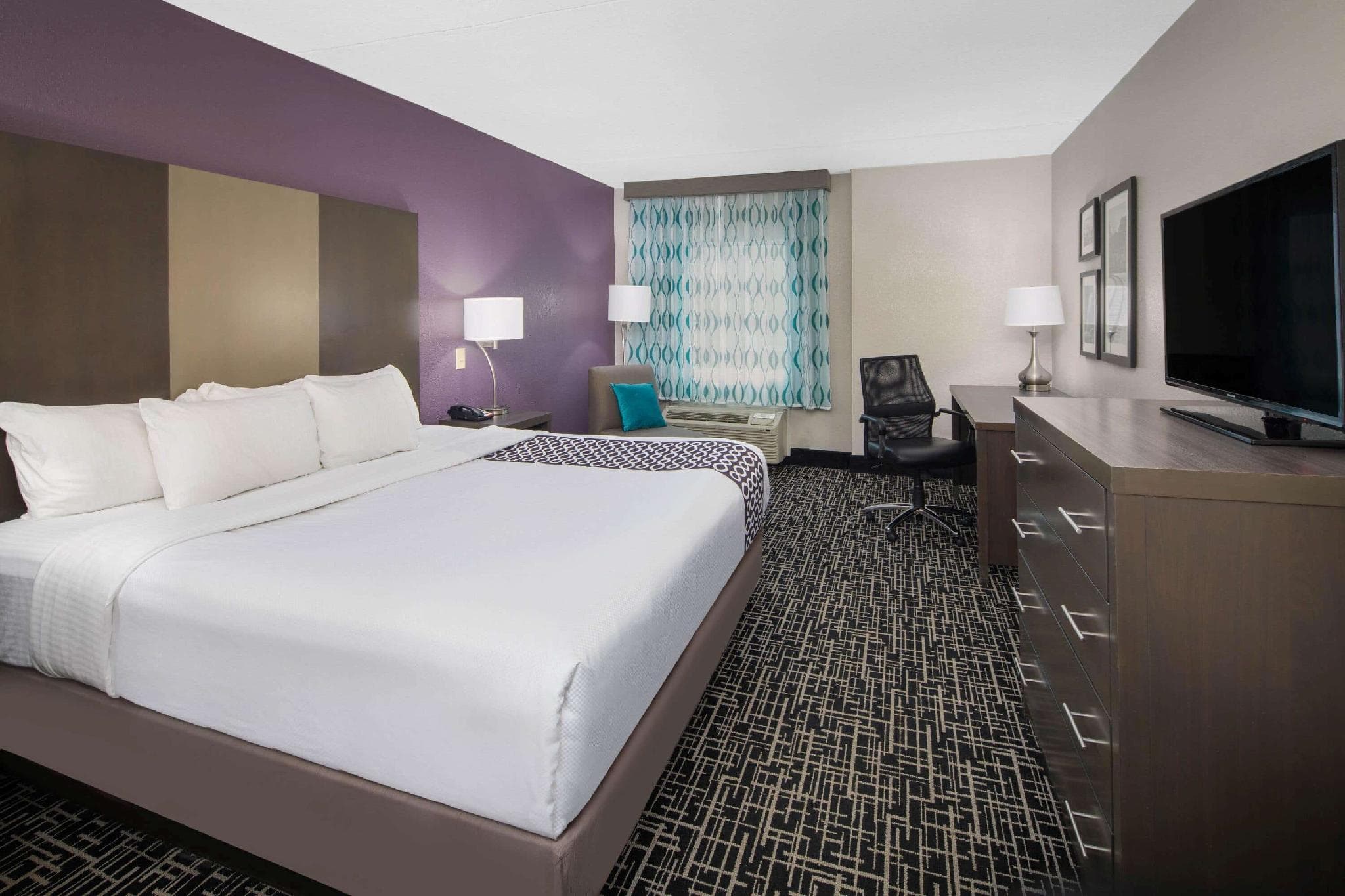 La Quinta Inn & Suites by Wyndham Chattanooga - East Ridge photo 2