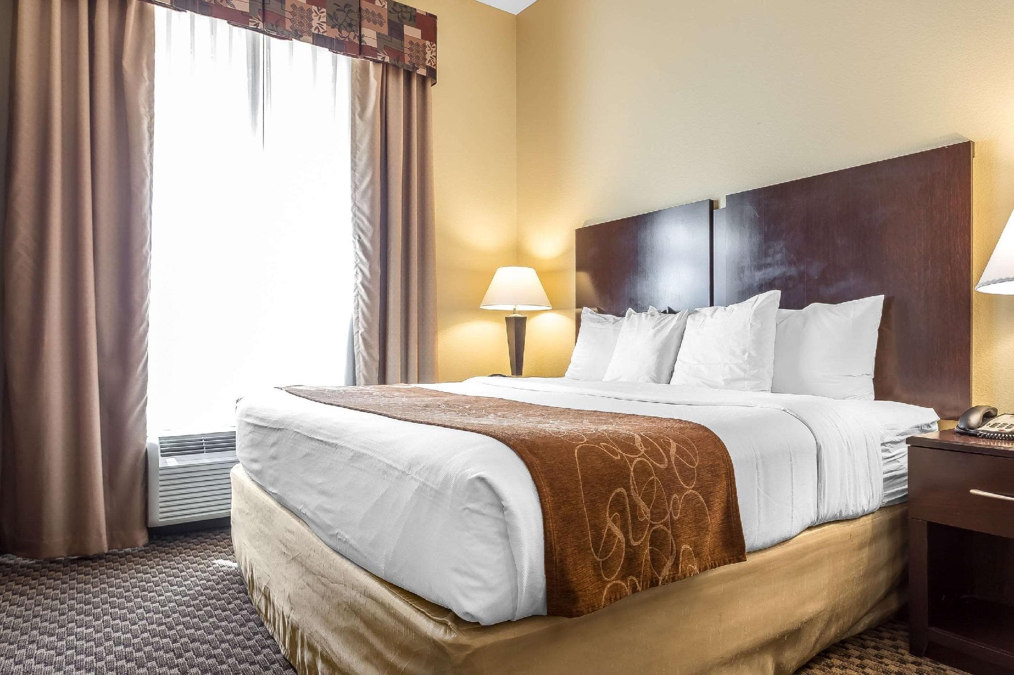 Comfort Suites Charleston West Ashley photo 2