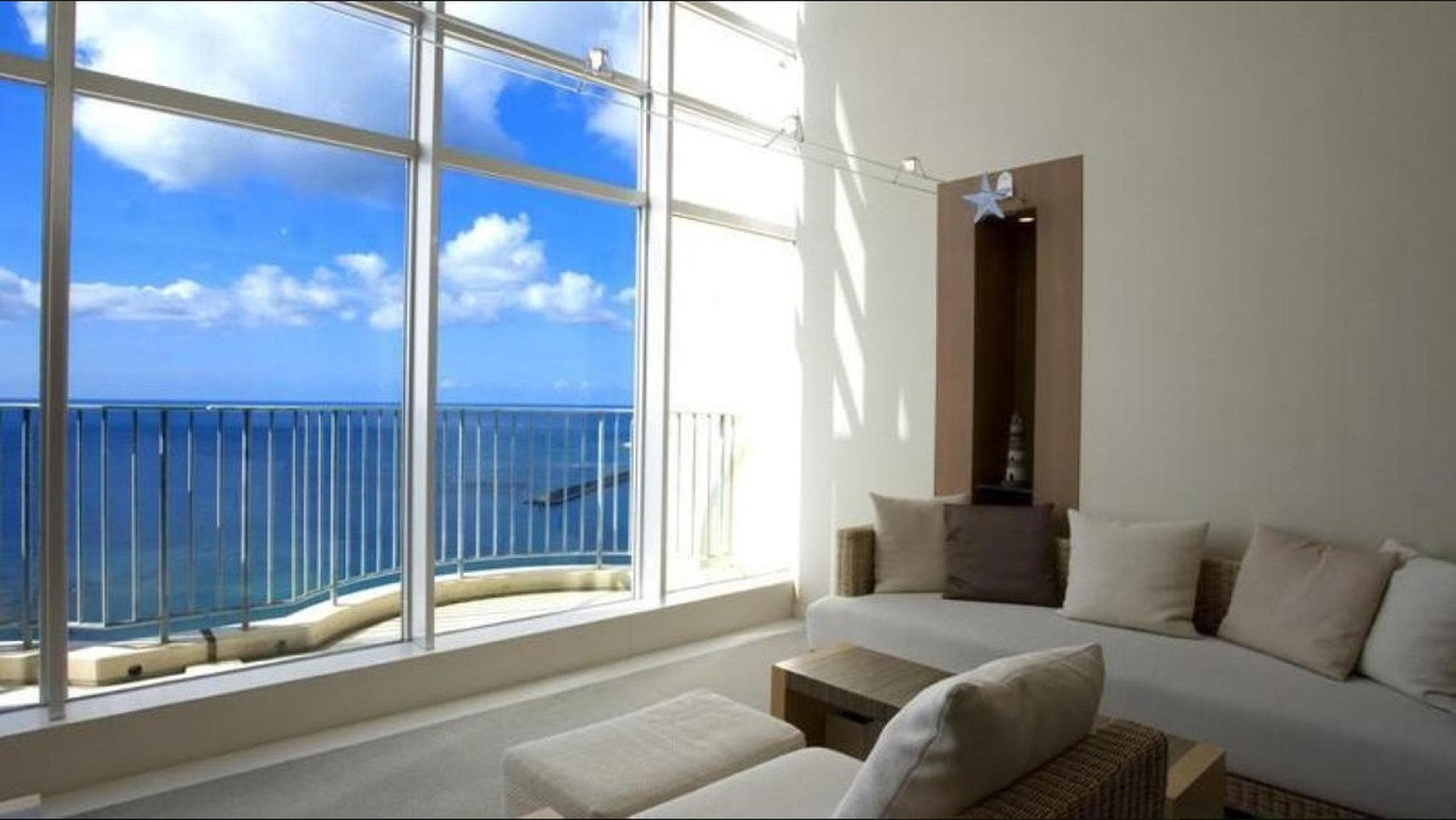 The Beach Tower Okinawa Hotel -Kyoritsu Resort photo 3