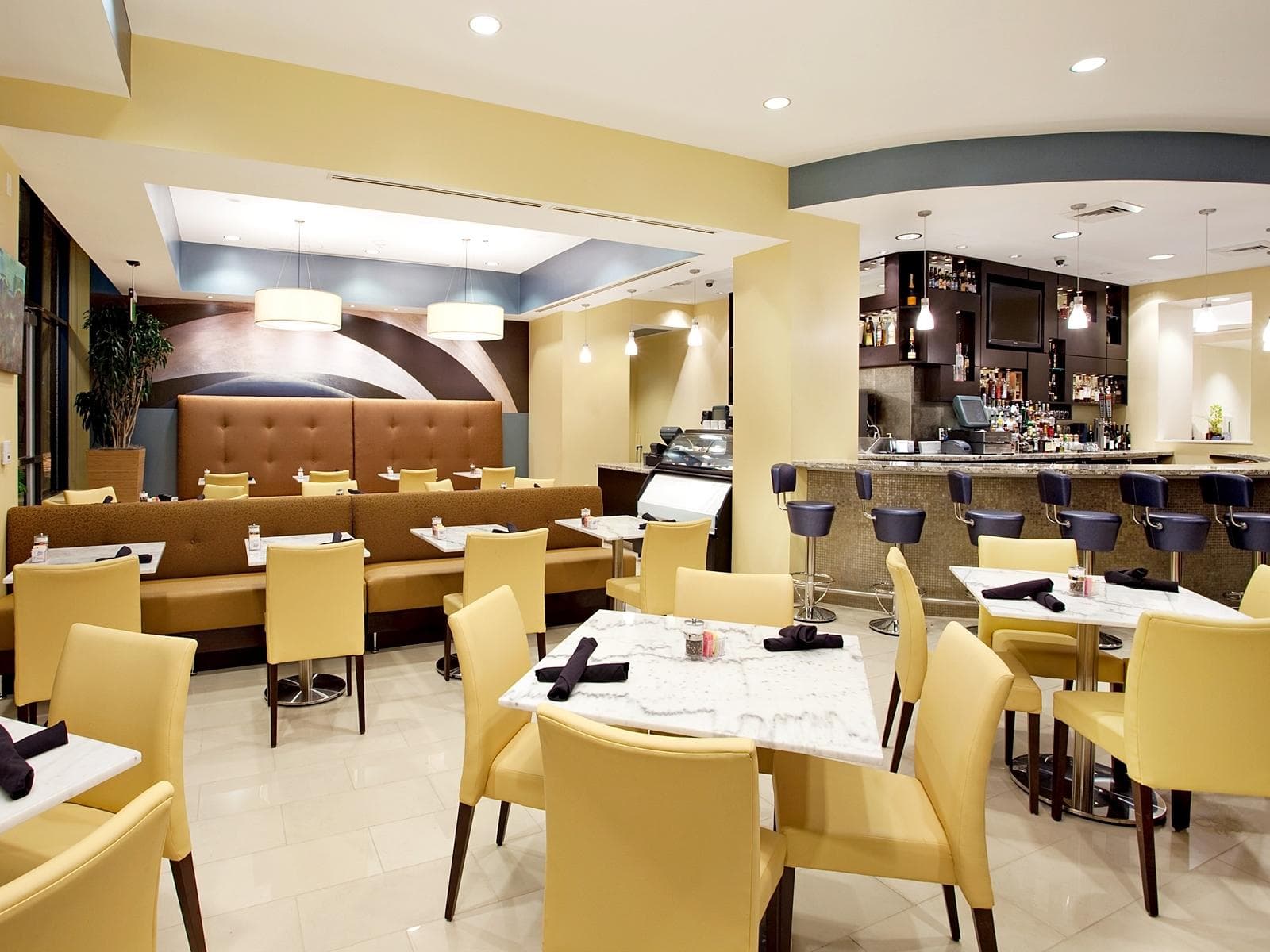 Hotel Indigo Baton Rouge Downtown By IHG photo 3