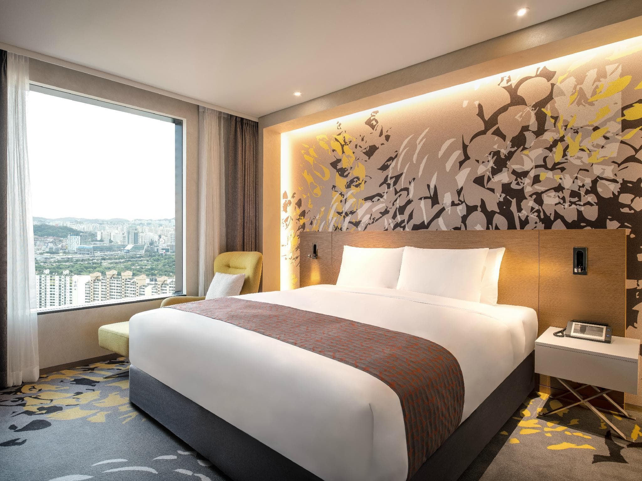 Novotel Suites Ambassador Seoul Yongsan photo 2