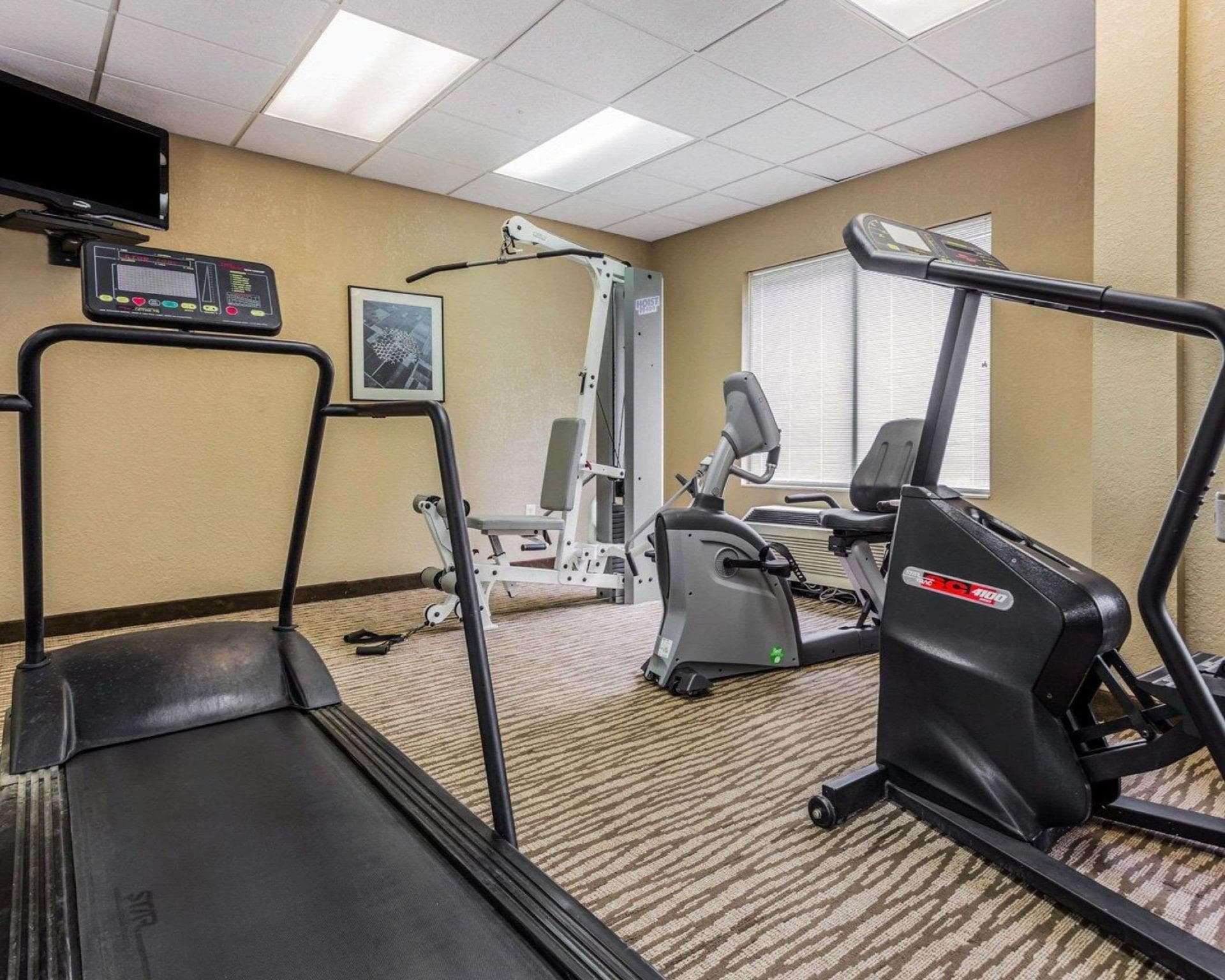 Comfort Inn & Suites photo 3