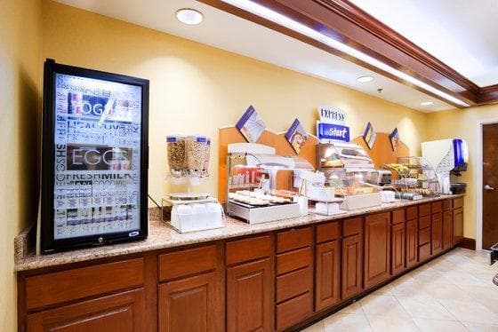 Holiday Inn Express Durham By IHG photo 4