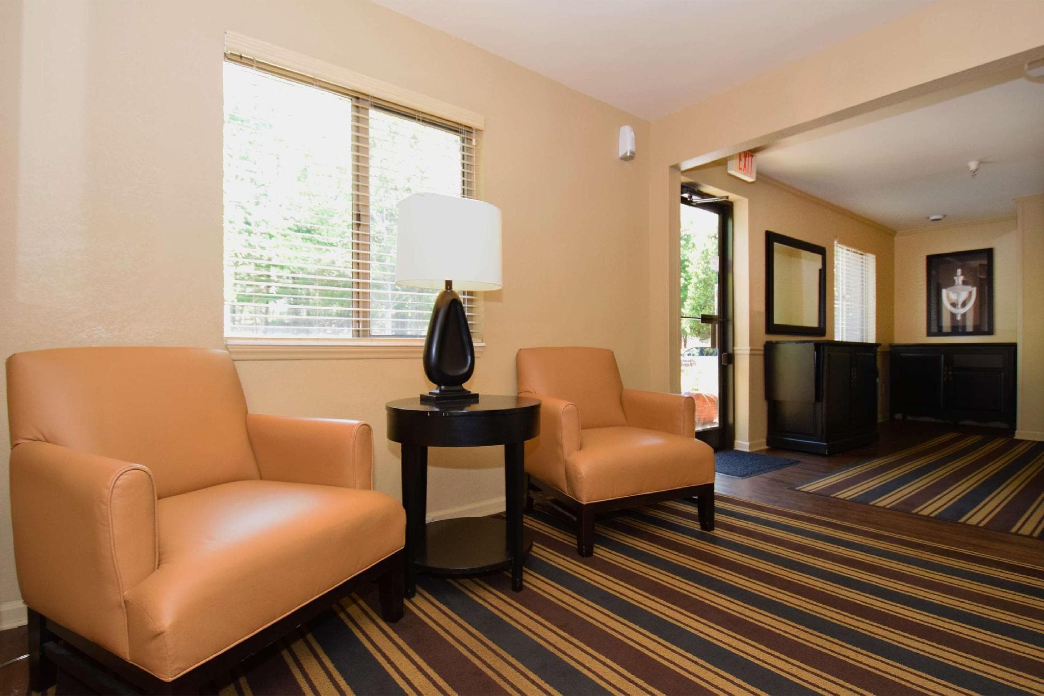 Suburban Studios Brentwood - Nashville photo 4