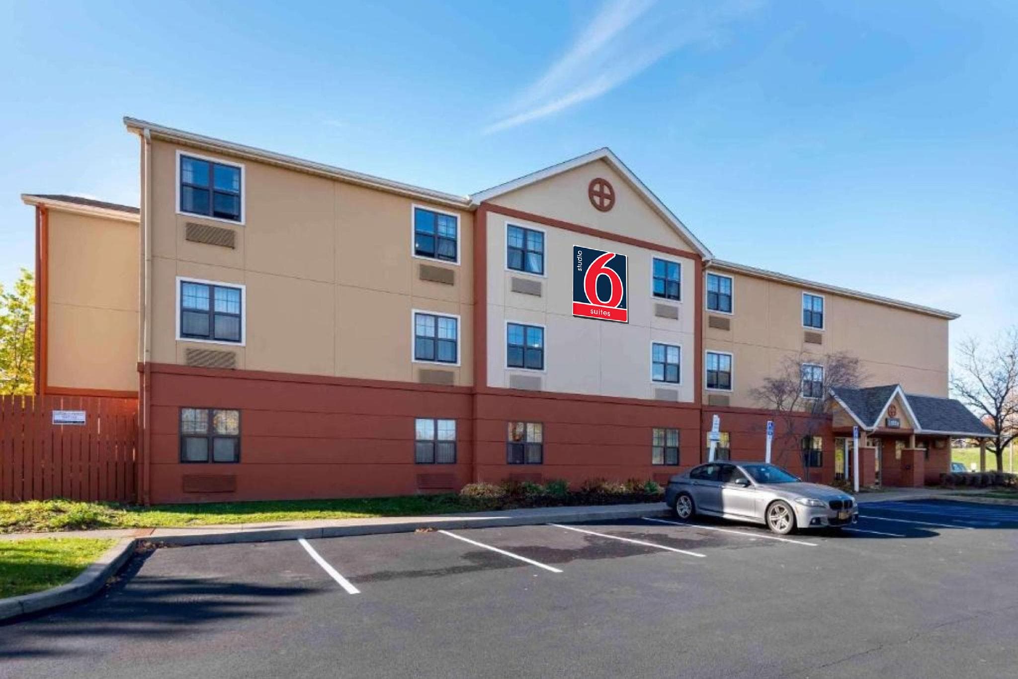 Studio 6 Corporate Extended Stay Rochester Henrietta NY