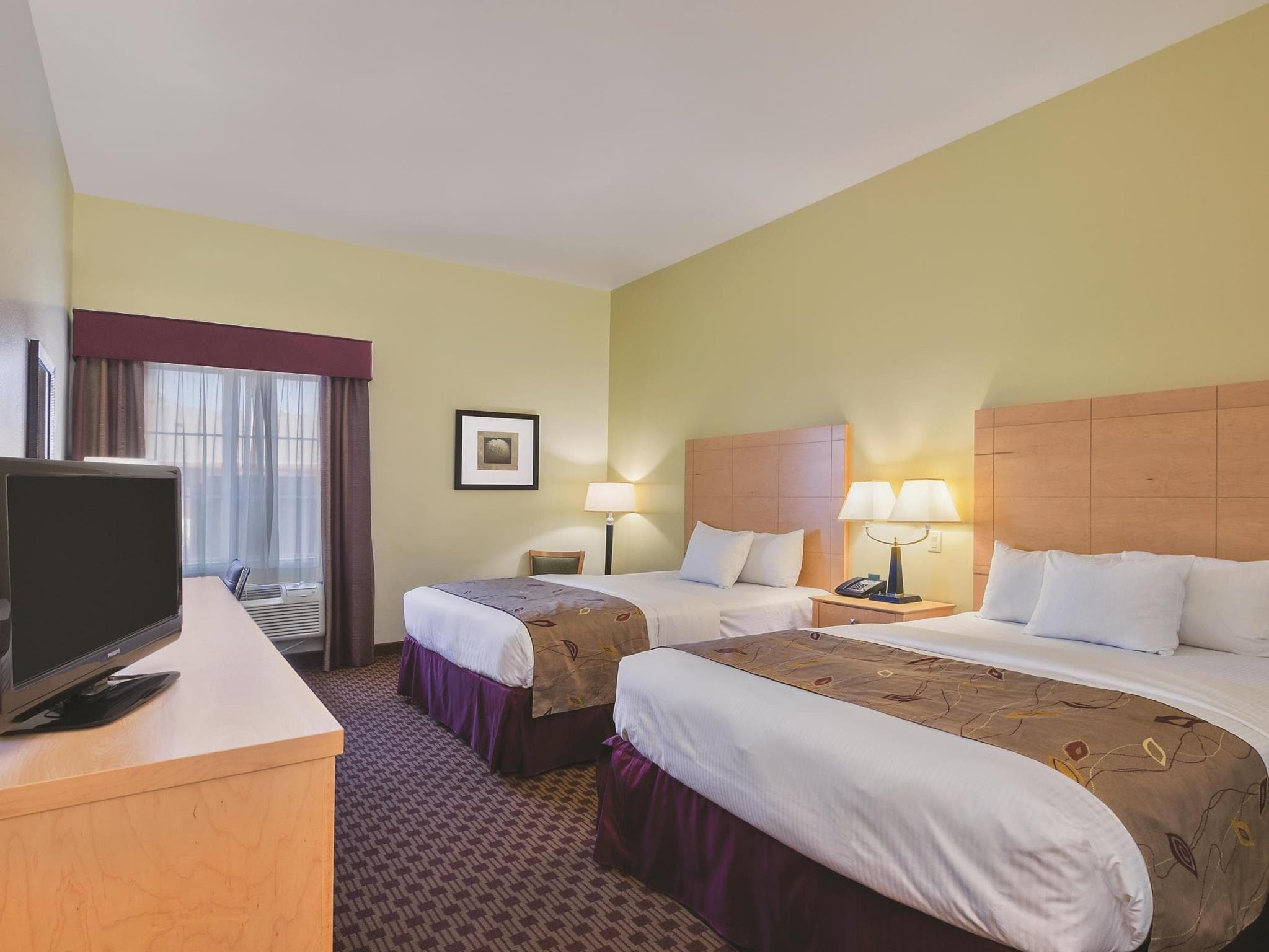 La Quinta Inn & Suites by Wyndham Odessa North photo 3