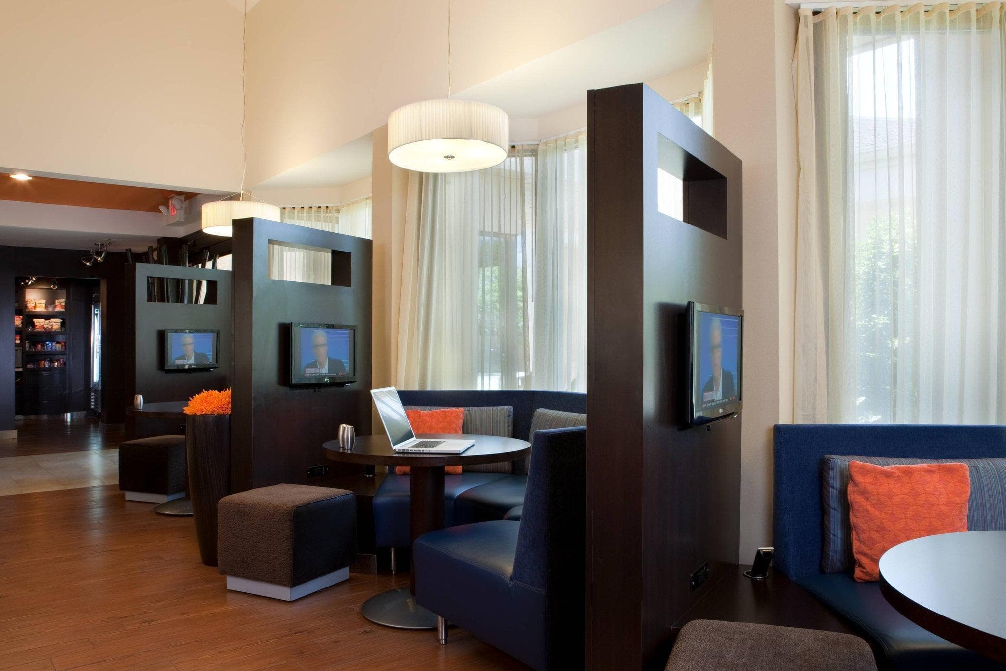 Courtyard by Marriott Baton Rouge Acadian Centre/LSU Area