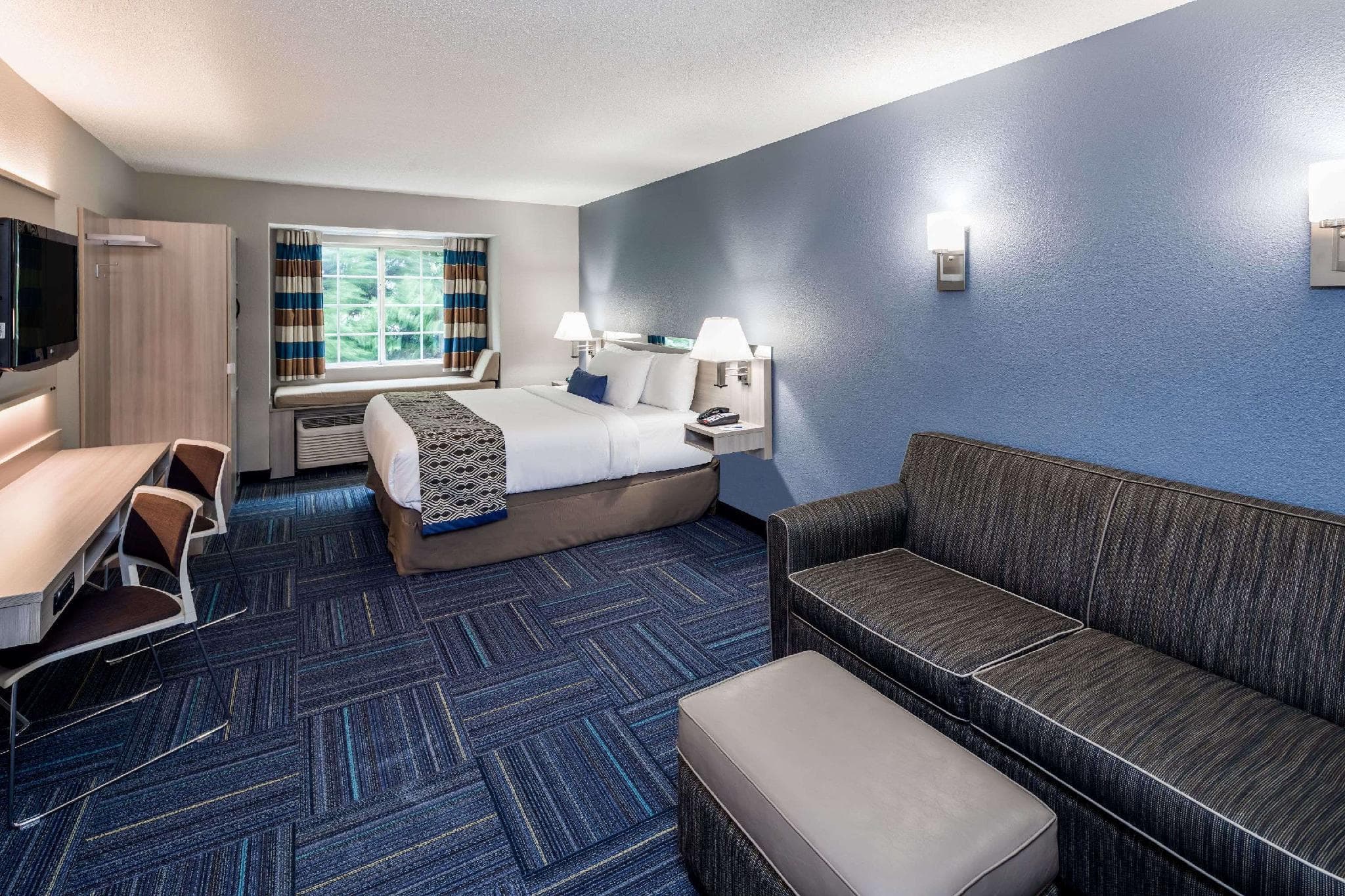 Microtel Inn & Suites Greenville by Wyndham photo 2