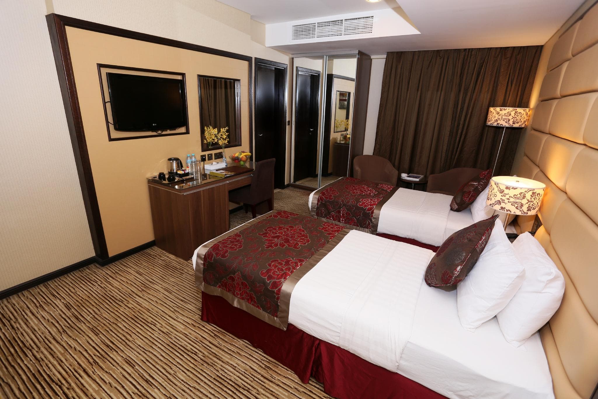 Al Hamra Hotel photo 2