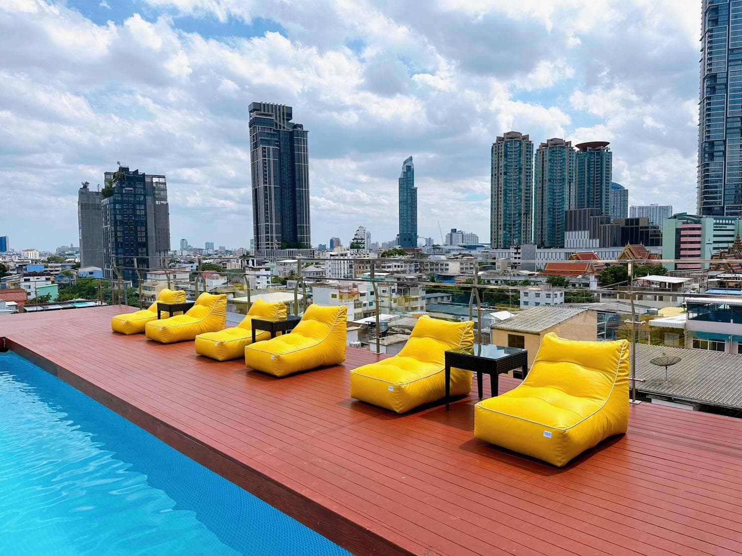 Miloft Sathorn hotel photo 4