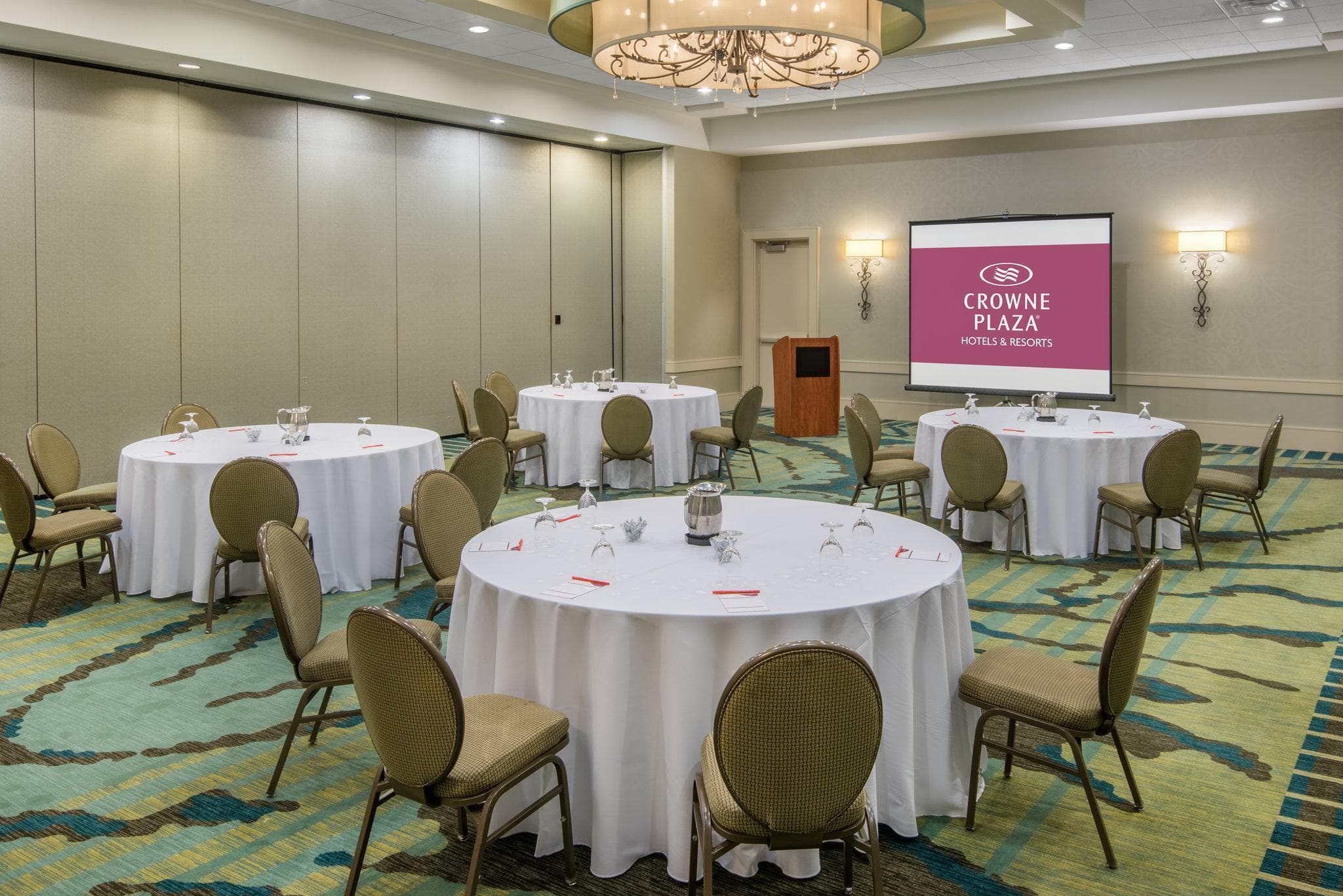 Crowne Plaza Charleston By IHG photo 3