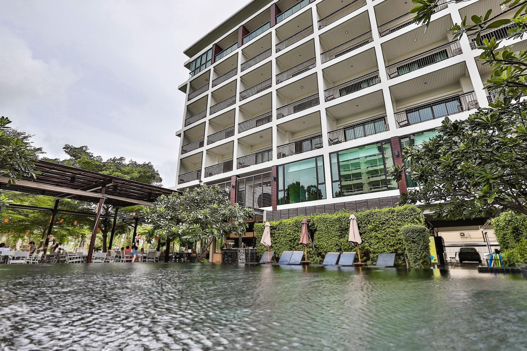 Fifth Pattaya Jomtien photo 5