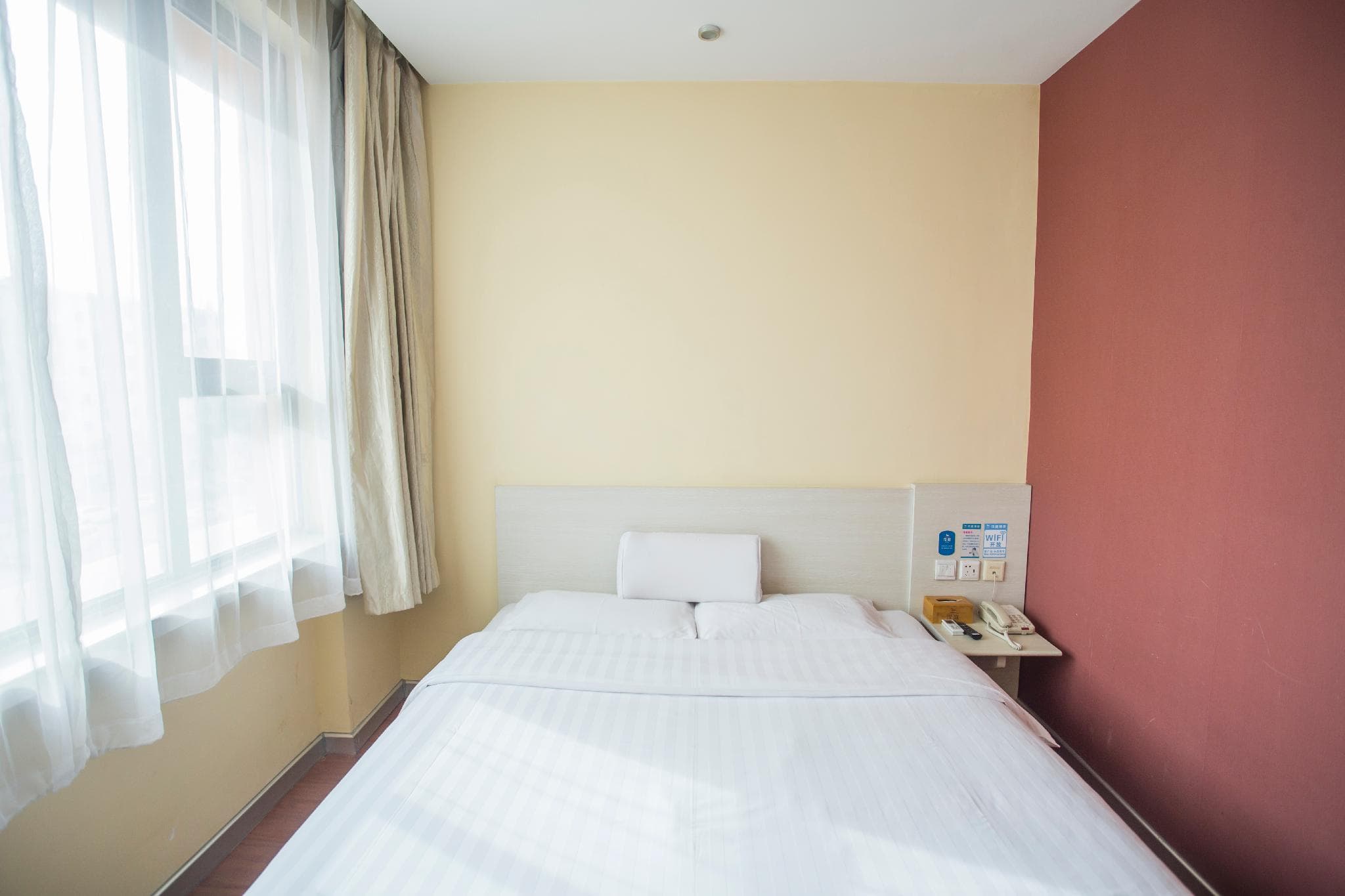Hanting Hotel Puyang Huanghe Road photo 2