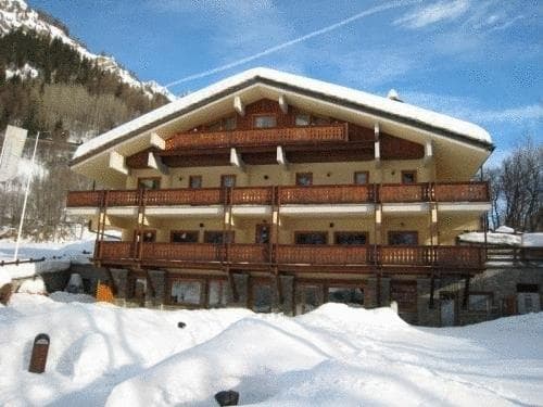 Shatush Hotel
