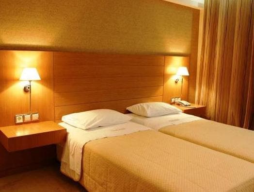 Deves Hotel photo 2